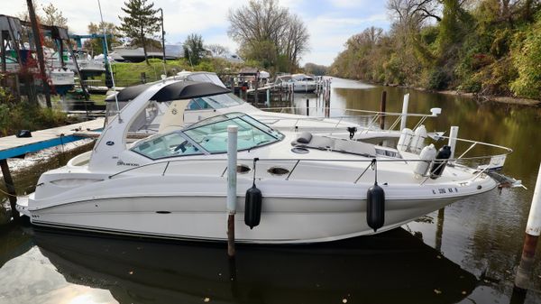 Sea Ray 320 Sundancer 