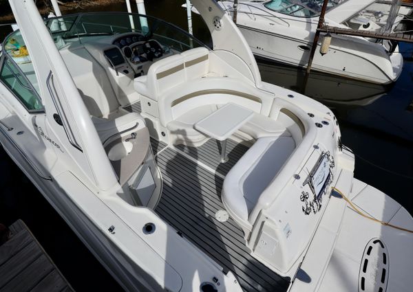 Sea Ray 320 Sundancer image