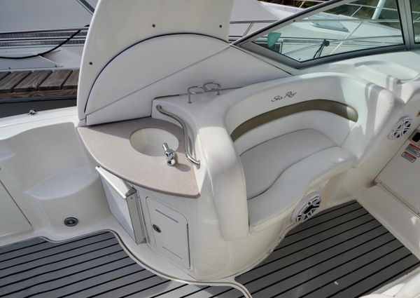 Sea Ray 320 Sundancer image