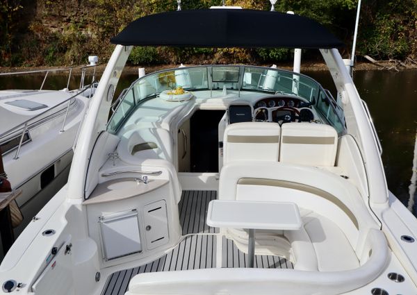 Sea Ray 320 Sundancer image