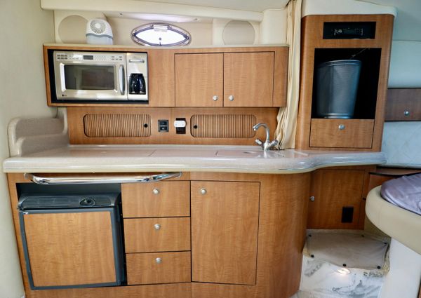 Sea Ray 320 Sundancer image