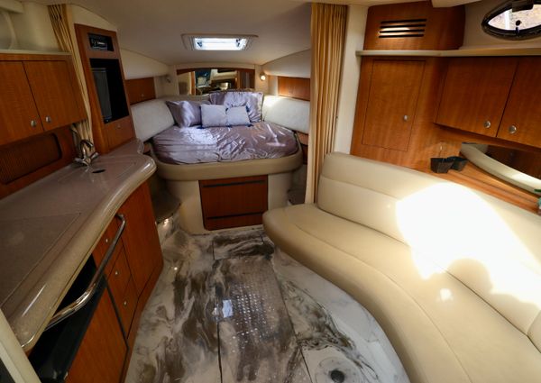 Sea Ray 320 Sundancer image