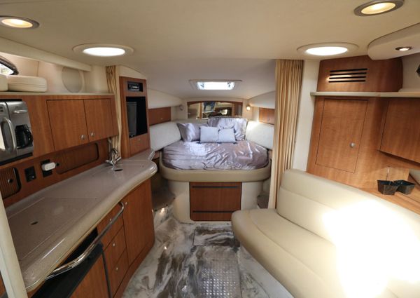 Sea Ray 320 Sundancer image