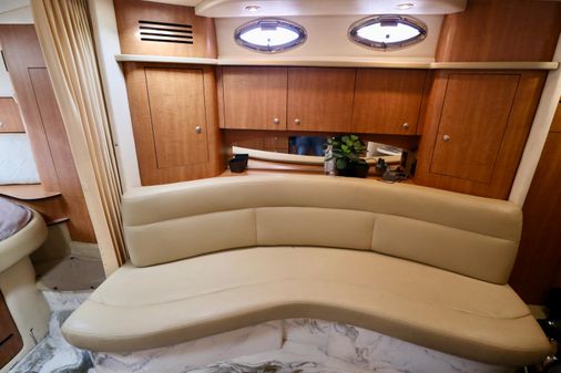 Sea Ray 320 Sundancer image