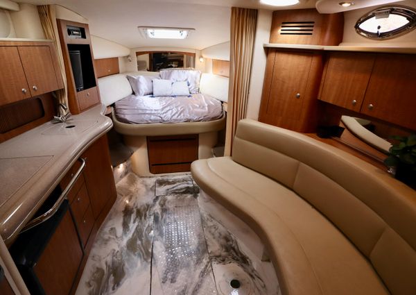 Sea Ray 320 Sundancer image