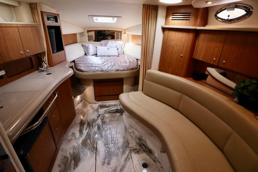 Sea Ray 320 Sundancer image