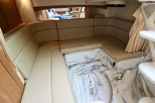 Sea Ray 320 Sundancer image