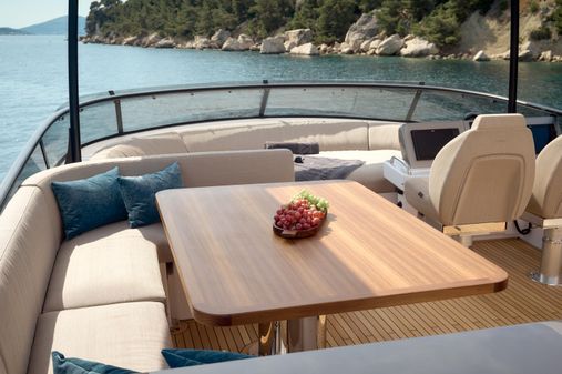 Azimut Magellano 66 image