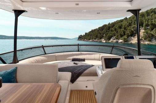 Azimut Magellano 66 image