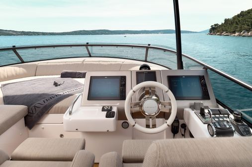 Azimut Magellano 66 image