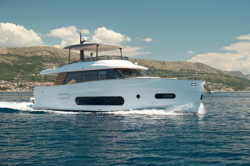 Azimut Magellano 66 image