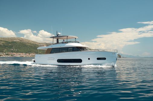 Azimut Magellano 66 image