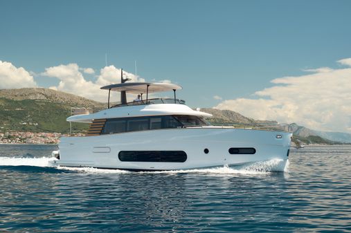 Azimut Magellano 66 image