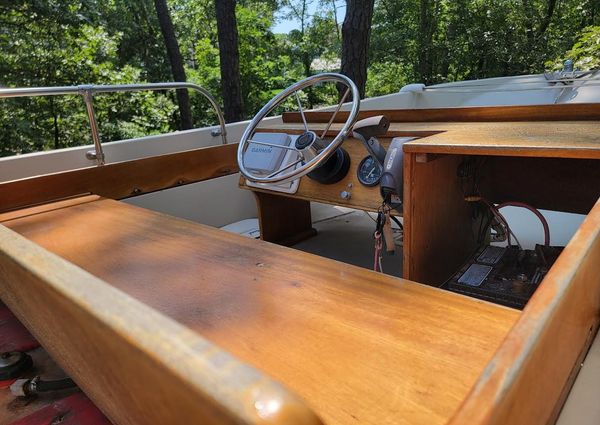 Boston-whaler 17-MONTAUK-2015-E-TEC-90-TEAK image