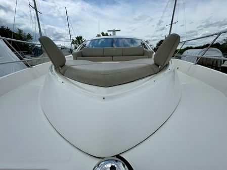 Sea Ray L550 image