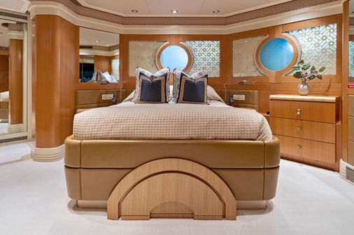 Delta 124 Motoryacht image