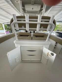 Sportsman HERITAGE-251-CENTER-CONSOLE image