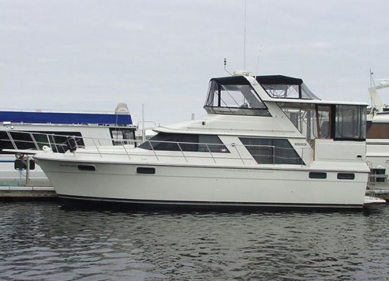 Carver 4207-AFT-CABIN-MOTORYACHT - main image