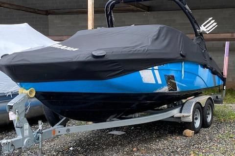 Yamaha Boats 212XD