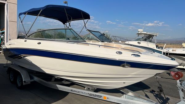 Chaparral 220 SSi