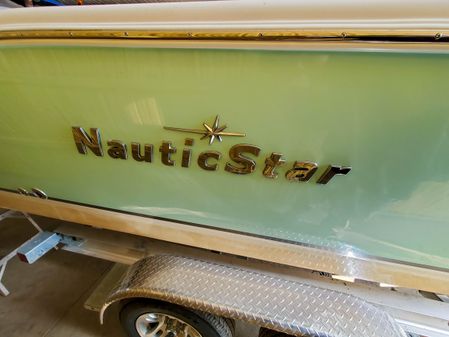 Nauticstar 2602-LEGACY image