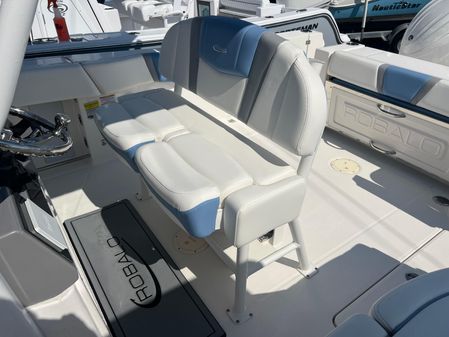 Robalo R250-CENTER-CONSOLE image