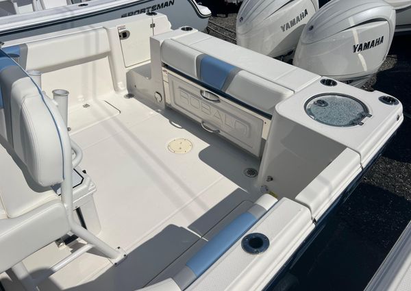 Robalo R250-CENTER-CONSOLE image