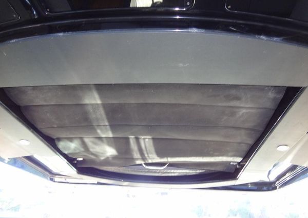 Cruisers Yachts 38 GLS I/O image