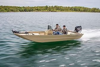 Crestliner 1760 Retriever SC - main image