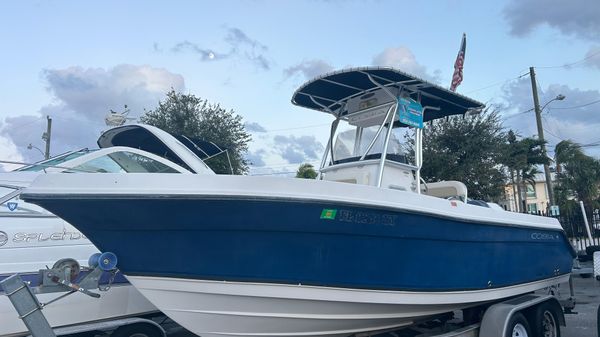 Cobia 216 Center Console 