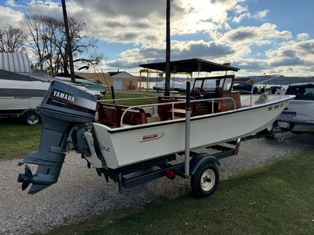 Boston-whaler NAUSET-17 image