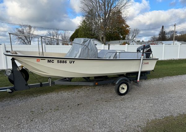 Boston-whaler NAUSET-17 image