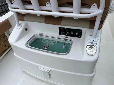 NauticStar 2602 Legacy image