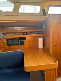 Beneteau 350 image