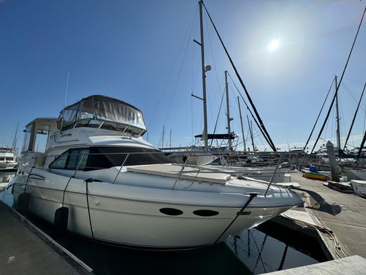 Sea-ray 380-MOTOR-YACHT - main image