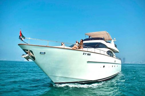 Azimut 74 image