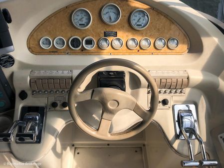 Cruisers-yachts 3650-AFT-CABIN image