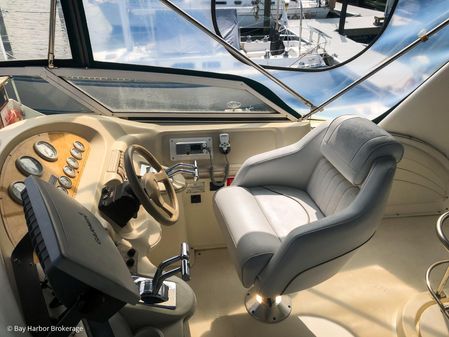 Cruisers-yachts 3650-AFT-CABIN image