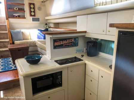 Cruisers-yachts 3650-AFT-CABIN image