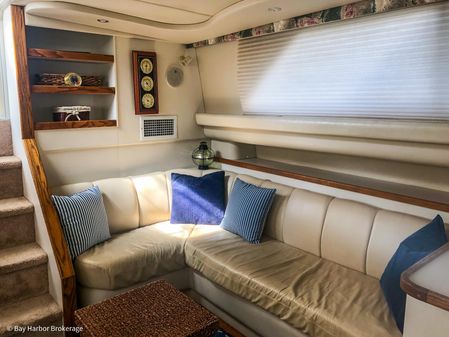 Cruisers-yachts 3650-AFT-CABIN image