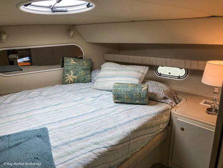 Cruisers-yachts 3650-AFT-CABIN image