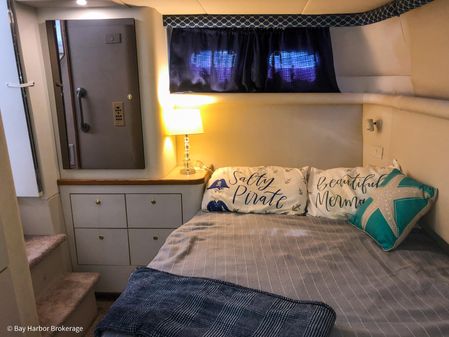 Cruisers-yachts 3650-AFT-CABIN image