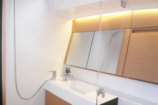 Jeanneau Sun Odyssey 410 image