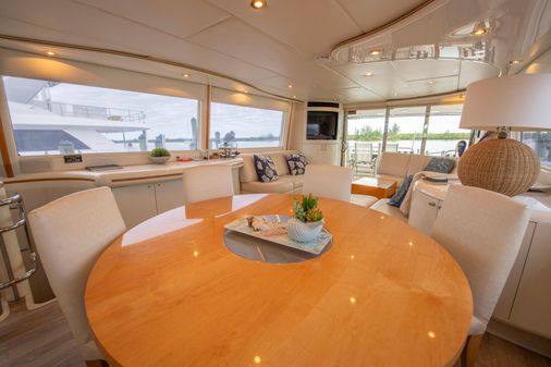 Lazzara 76 Motor Yacht image