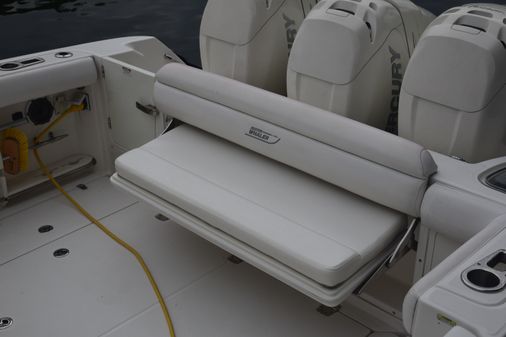 Boston Whaler 350 Outrage image