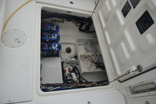 Boston Whaler 350 Outrage image