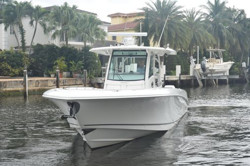 Boston Whaler 350 Outrage image