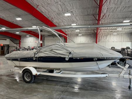 Bayliner 215-BOWRIDER image