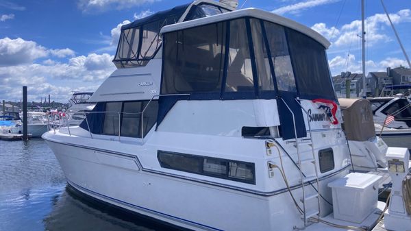 Carver 33 Aft Cabin