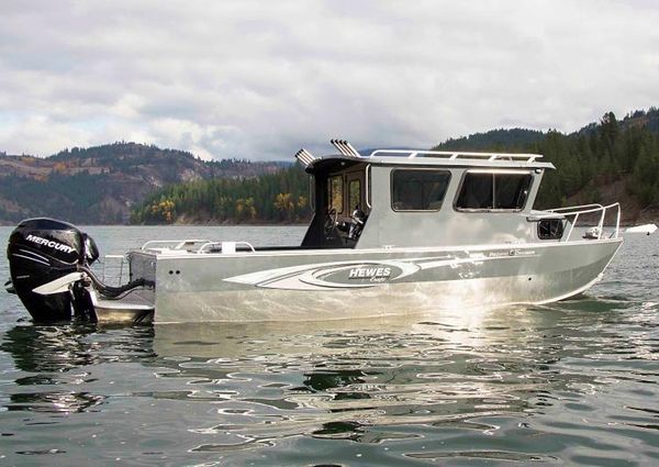 Hewescraft 220 Pacific Cruiser ET image